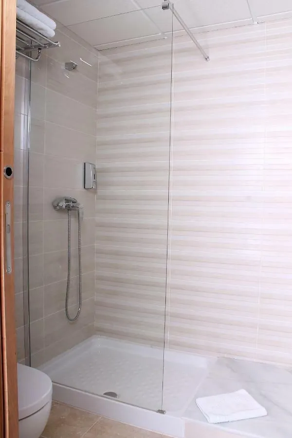 Ancha Del Carmen Ave Centro Malaga Madmar Lujo New Zambrano Apartment Spain